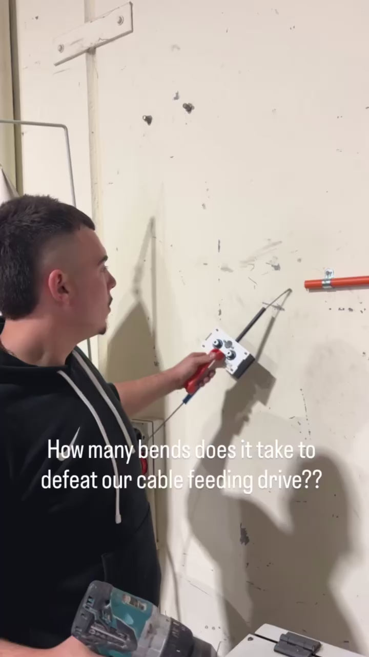 Conduit King XL Cable Snake Feeder + FREE MELOTOUGH Tool Pouch Bundle.